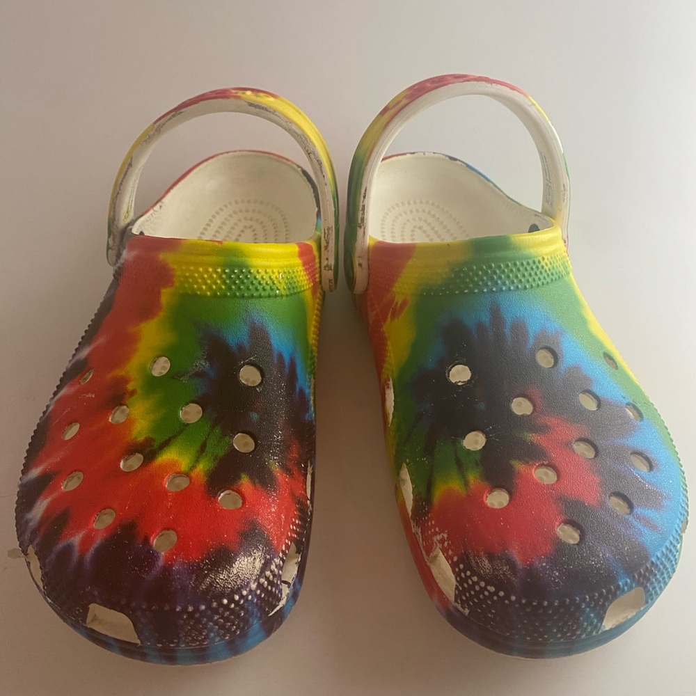 Women’s CROCS Tie-Dye Clogs Size 10